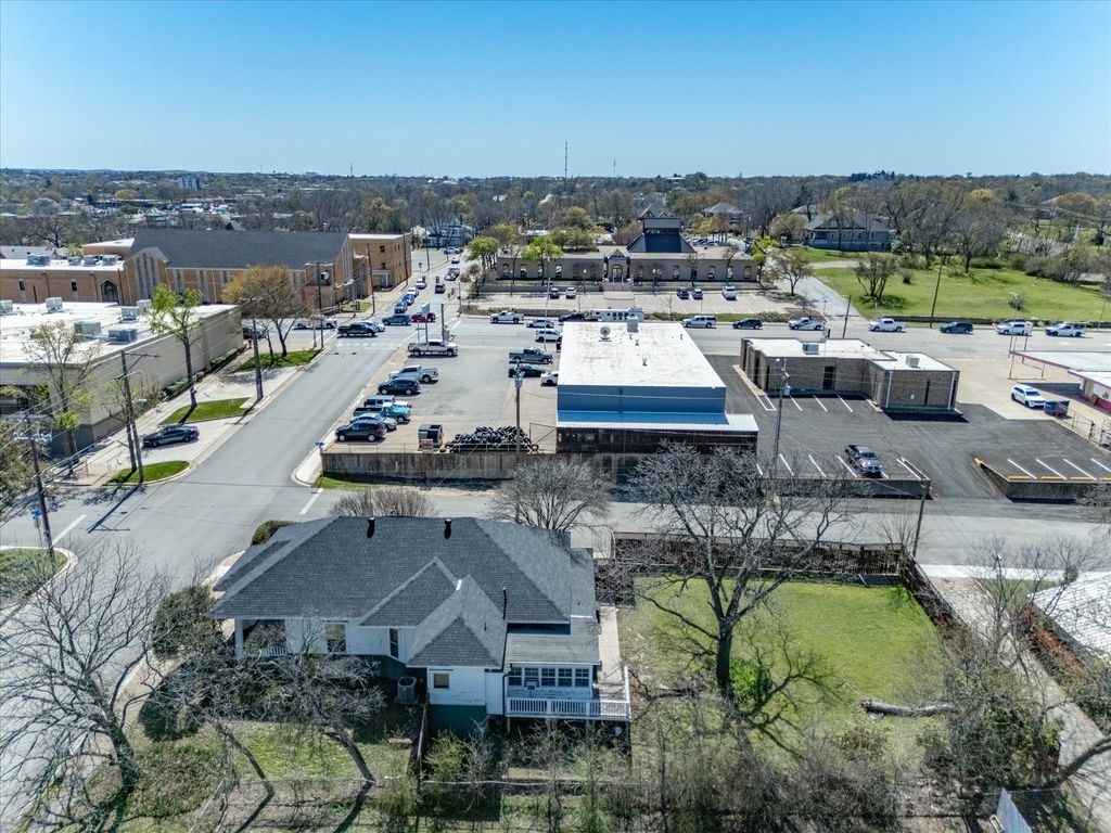 107 N Alamo Street, Weatherford, TX 76086 — photo 5