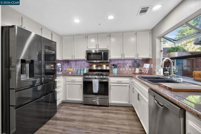 3983 Inverness Cmn, Livermore, CA 94551