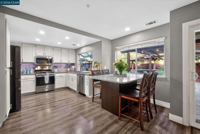 3983 Inverness Cmn, Livermore, CA 94551