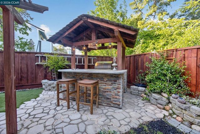 3983 Inverness Cmn, Livermore, CA 94551