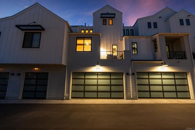 1600 San Remo Place 102, Encinitas, CA 92024