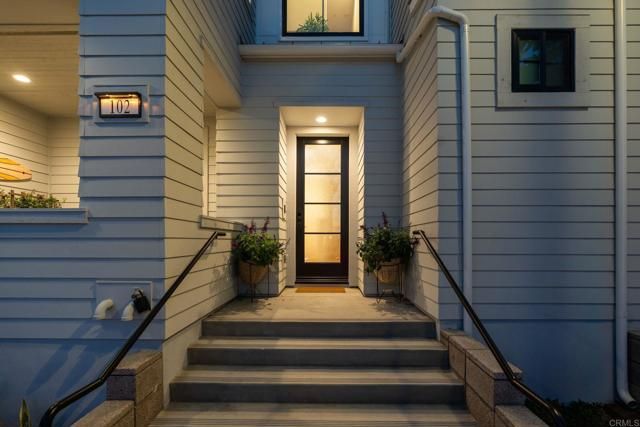 1600 San Remo Place 102, Encinitas, CA 92024