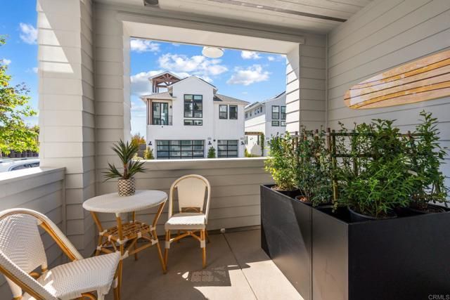 1600 San Remo Place 102, Encinitas, CA 92024