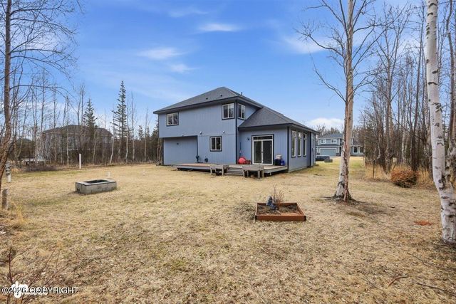 8618 E Wolf Creek Road, Wasilla, AK 99654