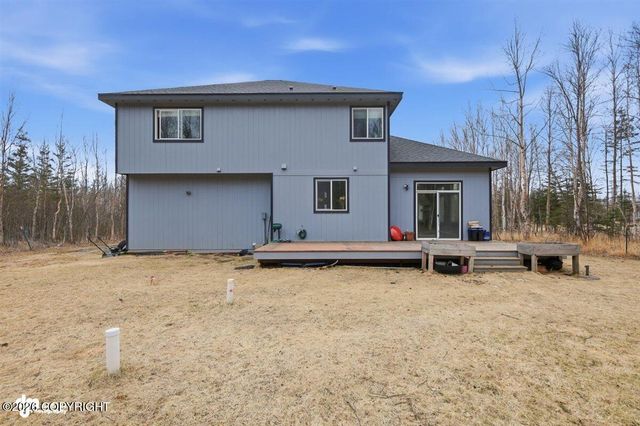8618 E Wolf Creek Road, Wasilla, AK 99654
