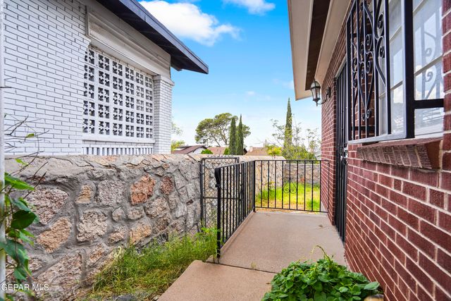 1240 & 1242 N. Cotton, El Paso, TX 79902