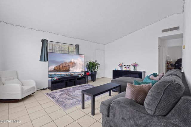 1240 & 1242 N. Cotton, El Paso, TX 79902