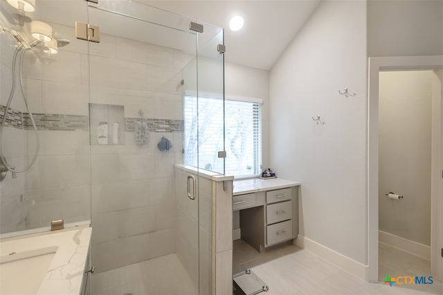 4001 Crockett Avenue, Lago Vista, TX 78645