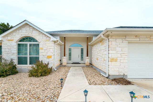 4001 Crockett Avenue, Lago Vista, TX 78645