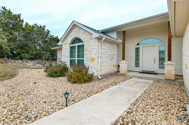 4001 Crockett Avenue, Lago Vista, TX 78645