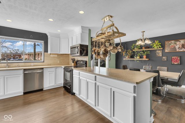 2435 Westlane Road, Indianapolis, IN 46268