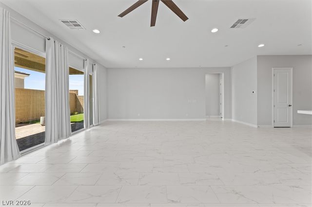 879 Klamath Springs Street, Henderson, NV 89011