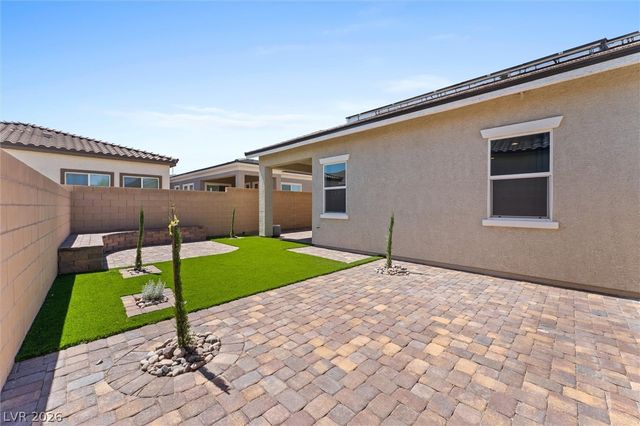 879 Klamath Springs Street, Henderson, NV 89011