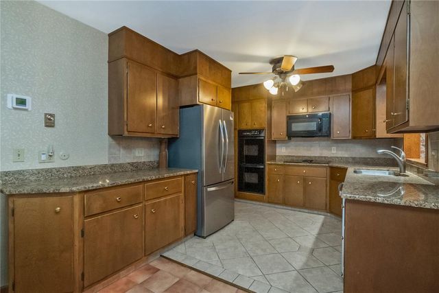 1328 Russett Road, Upper Macungie Twp, PA 18104