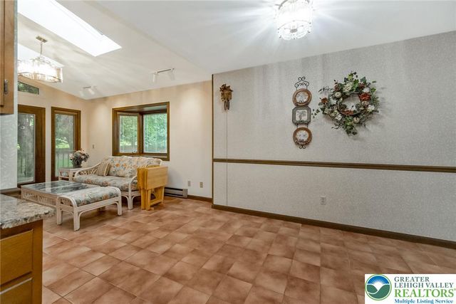 1328 Russett Road, Upper Macungie Twp, PA 18104
