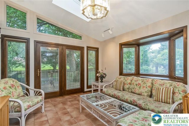 1328 Russett Road, Upper Macungie Twp, PA 18104
