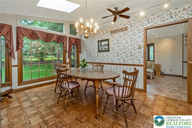 1328 Russett Road, Upper Macungie Twp, PA 18104
