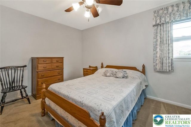 1328 Russett Road, Upper Macungie Twp, PA 18104