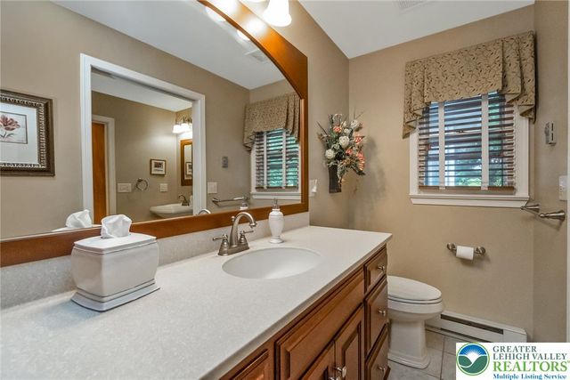 1328 Russett Road, Upper Macungie Twp, PA 18104