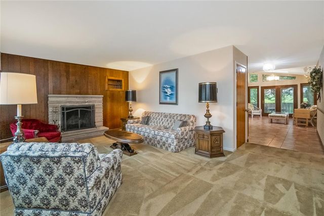 1328 Russett Road, Upper Macungie Twp, PA 18104
