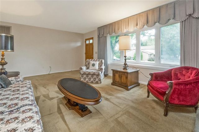 1328 Russett Road, Upper Macungie Twp, PA 18104