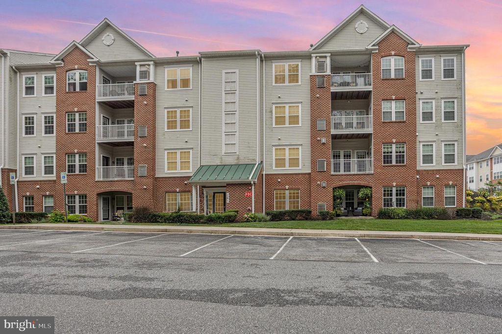 261 BECKENHAM CIR #204, Bel Air, MD 21014