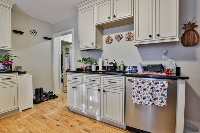 29 Beech Street, Newport, NH 03773