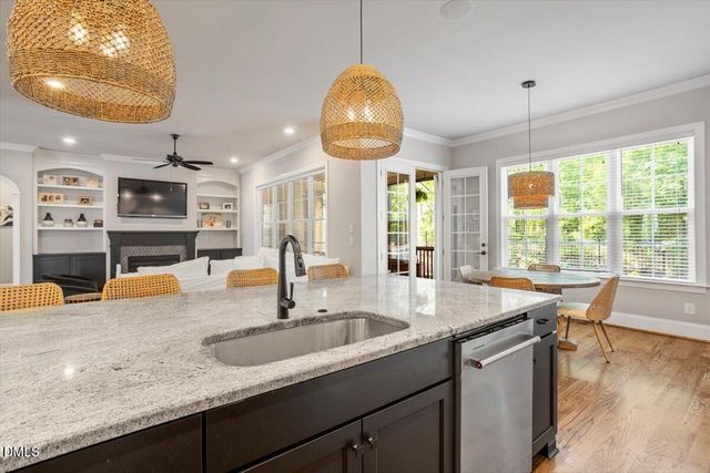 2405 Vetrina Way, Apex, NC 27502