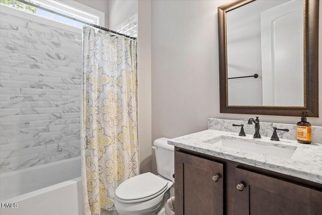 2405 Vetrina Way, Apex, NC 27502