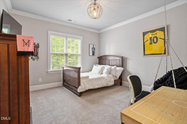 2405 Vetrina Way, Apex, NC 27502