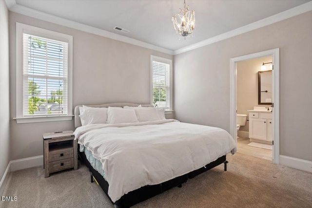 2405 Vetrina Way, Apex, NC 27502