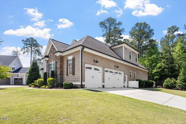 2405 Vetrina Way, Apex, NC 27502
