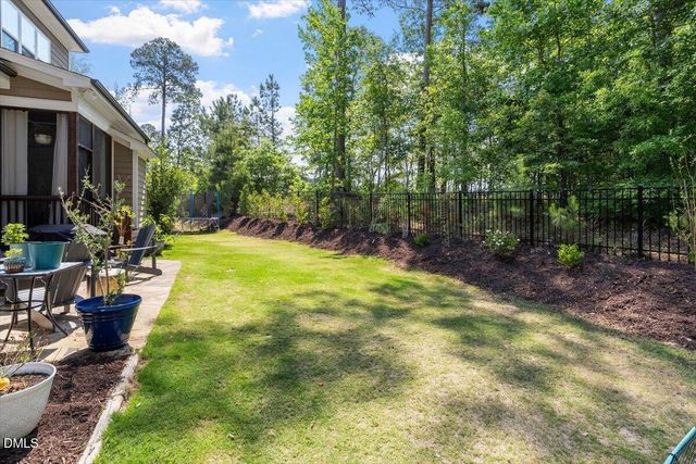 2405 Vetrina Way, Apex, NC 27502