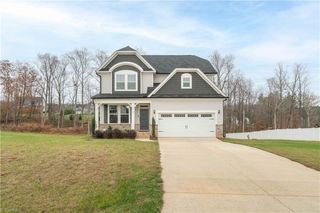 2013 Dock Ridge Drive, Stokesdale, NC 27357