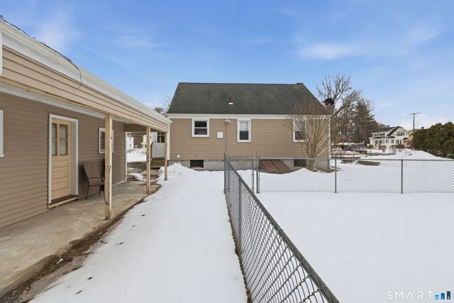 49 Tyler Street, Bloomfield, CT 06002