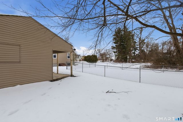 49 Tyler Street, Bloomfield, CT 06002