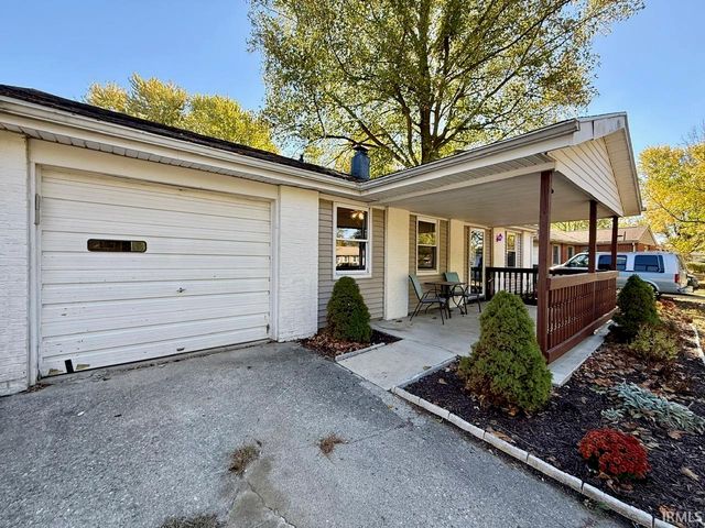 2208 Beauvour Court, Kokomo, IN 46902