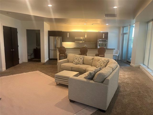 5900 Mosteller Drive 31, Oklahoma City, OK 73112