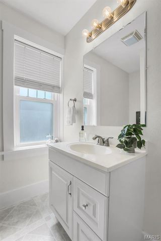 223 N Buchanan Street, Edwardsville, IL 62025