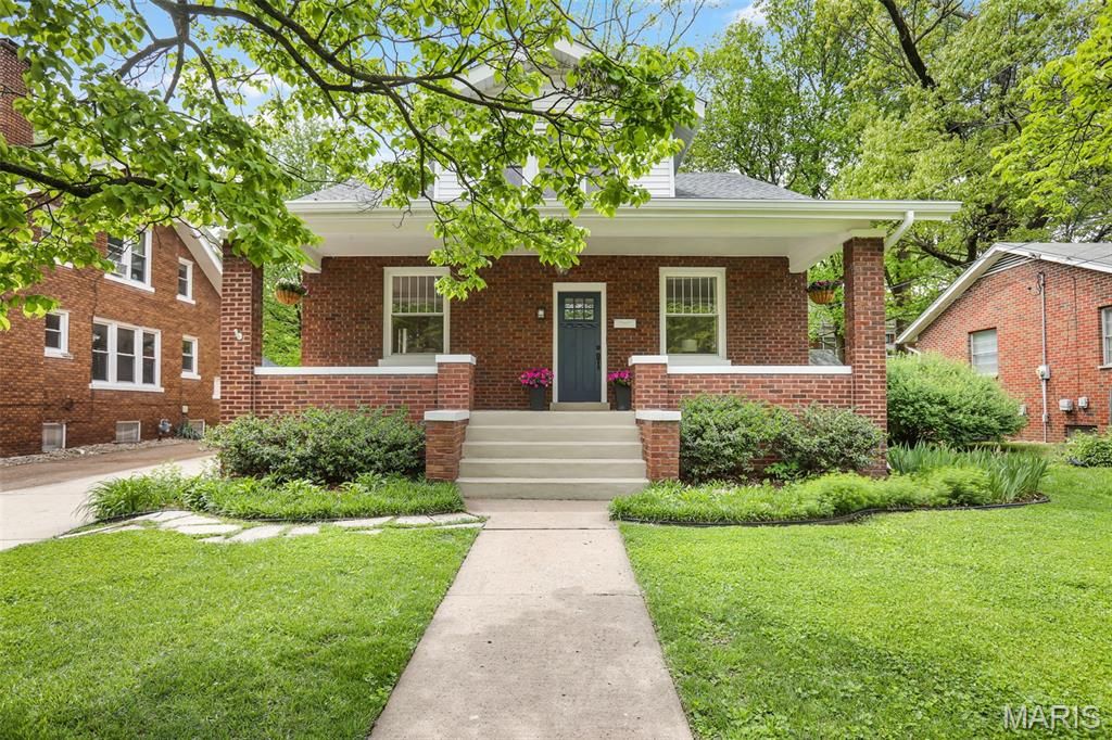 223 N Buchanan Street, Edwardsville, IL 62025