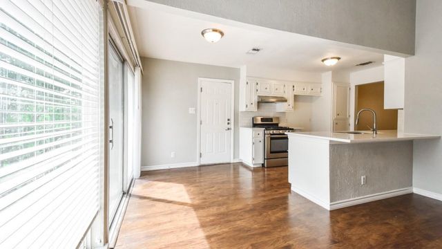 910 Rocky Spring RD, Austin, TX 78753