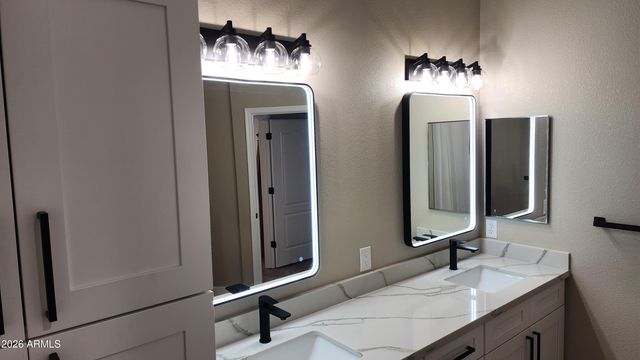 18650 N 91ST Avenue 901, Peoria, AZ 85382