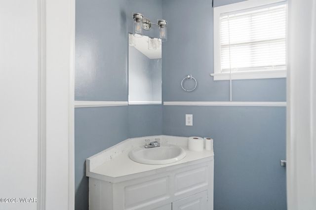 431 S Jameson Avenue, Lima, OH 45805