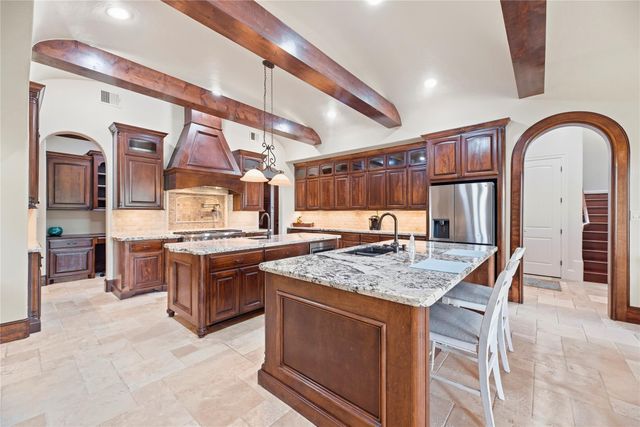 10114 E Frio River Circle N, Cypress, TX 77433