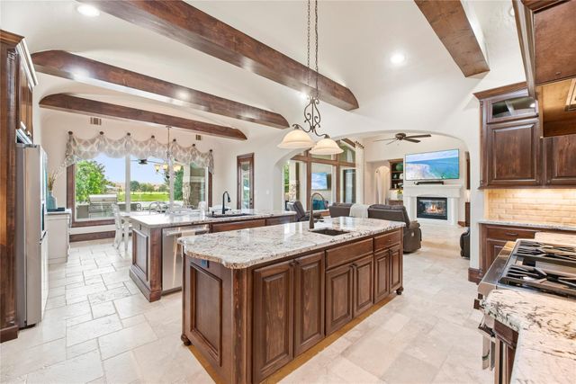 10114 E Frio River Circle N, Cypress, TX 77433