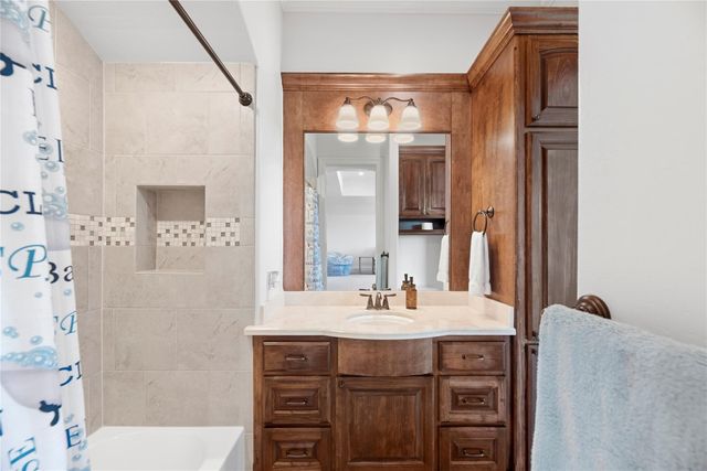 10114 E Frio River Circle N, Cypress, TX 77433