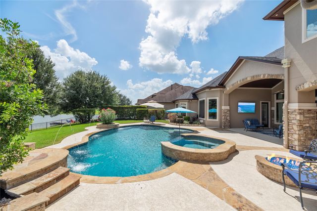 10114 E Frio River Circle N, Cypress, TX 77433