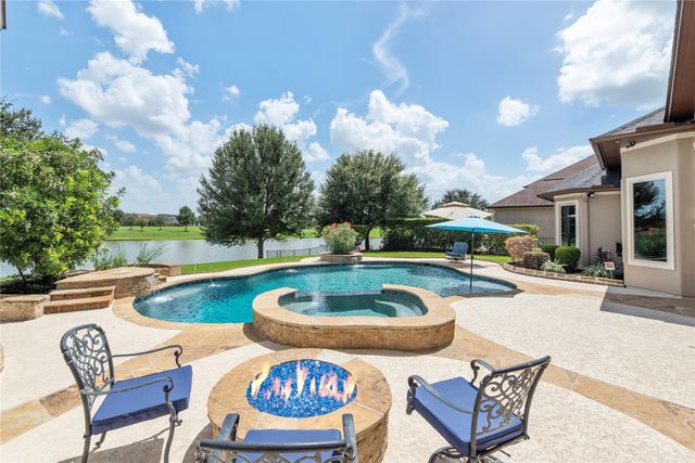 10114 E Frio River Circle N, Cypress, TX 77433