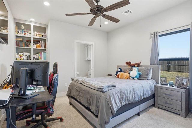 651 SW Eden Pl, Lawton, OK 73505