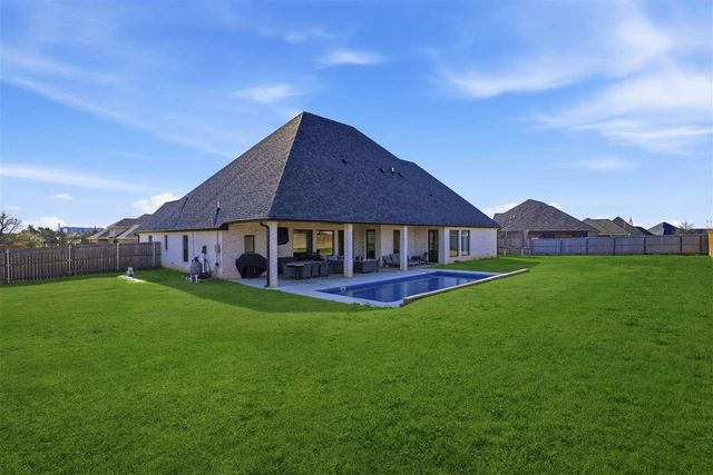 651 SW Eden Pl, Lawton, OK 73505